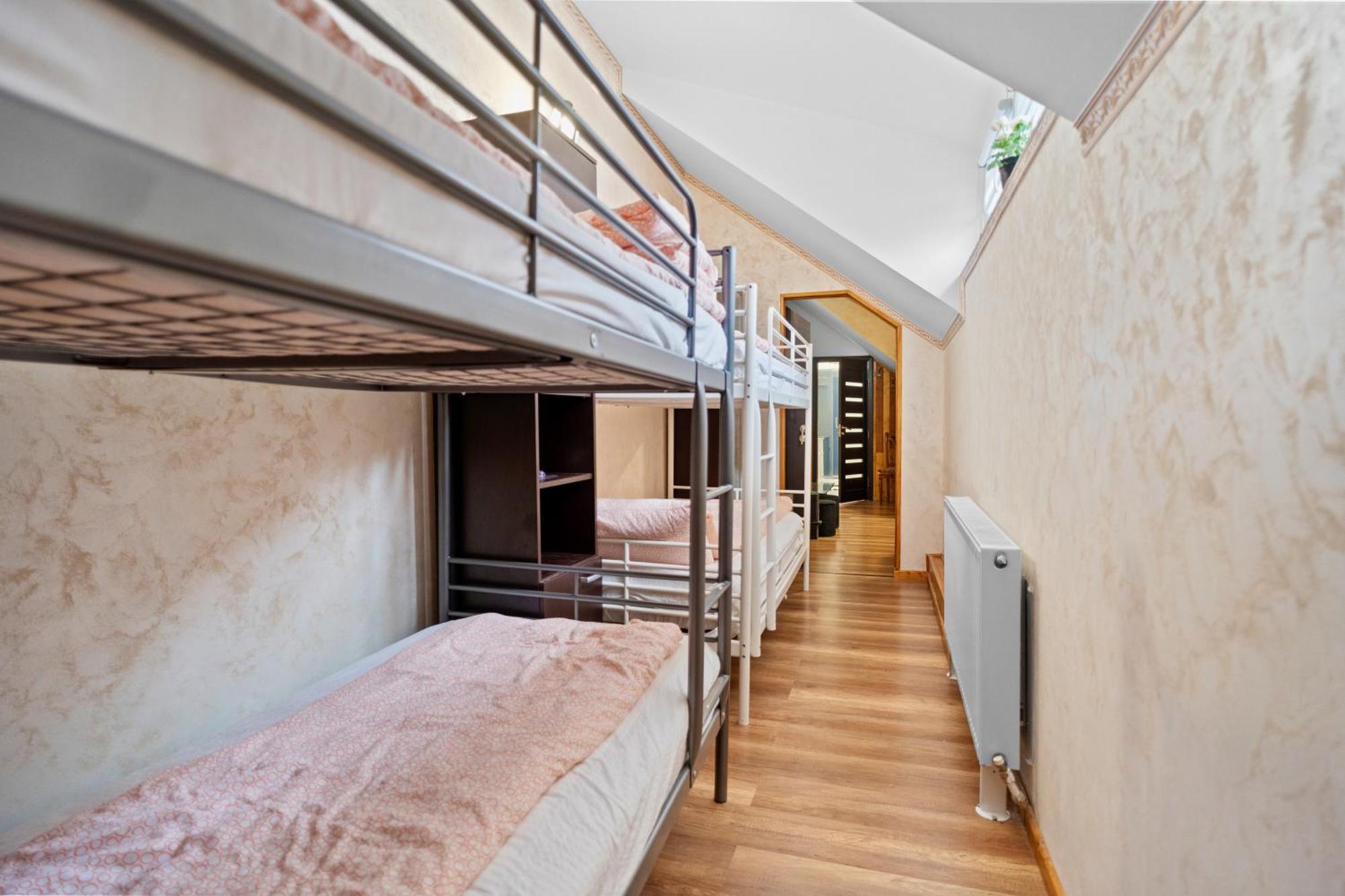 Luxurious Villa With Lush Garden And Huge Terrace Near Herastrau Park Bucureşti Exterior foto